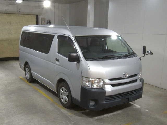 2016 Toyota Hiace